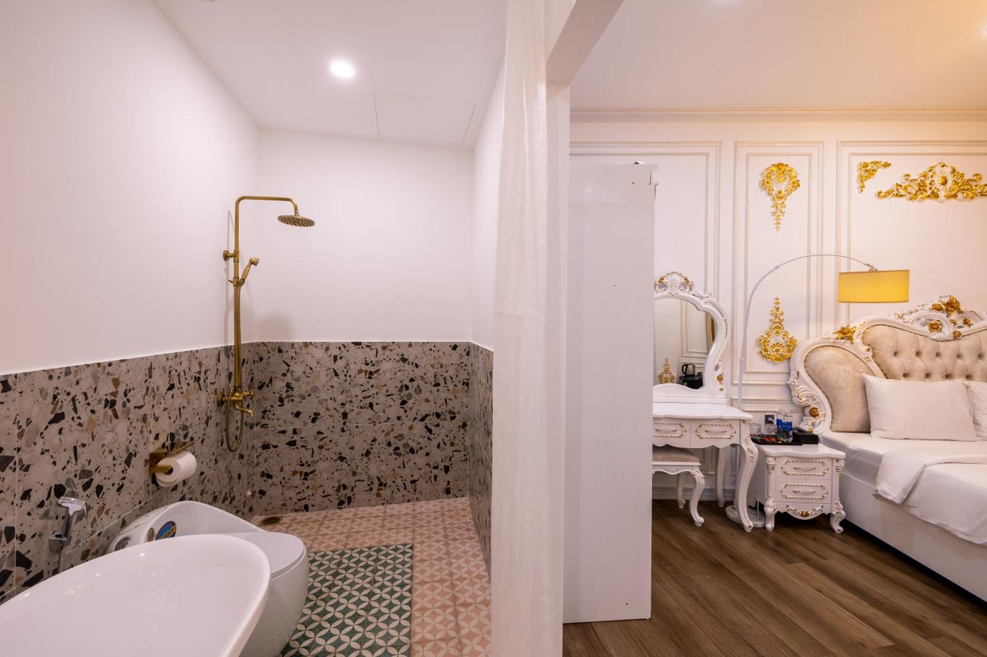 Pisces Hotel Хюэ Экстерьер фото